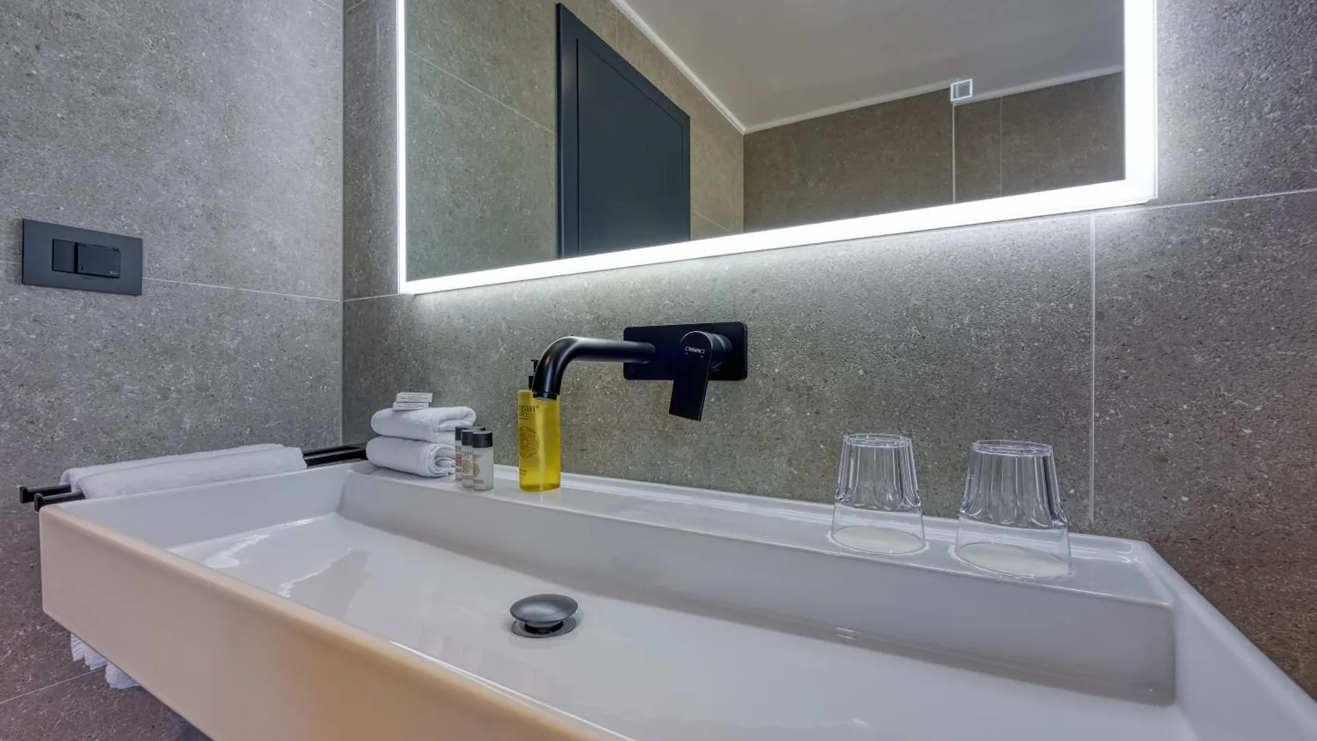 Hotel Level 5 Rovinj - Adults Only 4*,  Kroatien